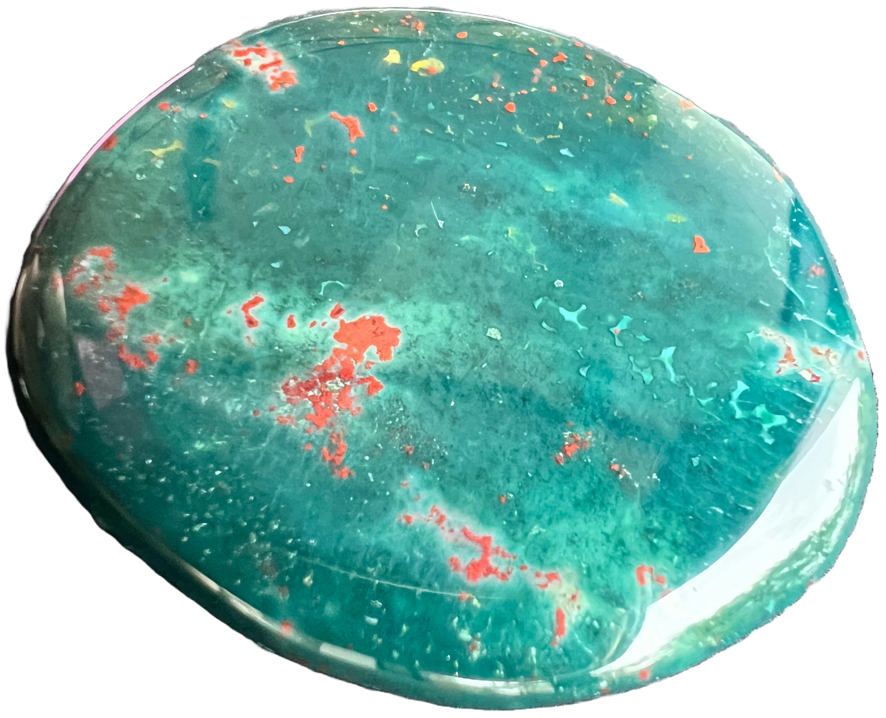 pierre d'héliotrope ou pierre de sang verte et rouge en pierre plate sur fond transparent